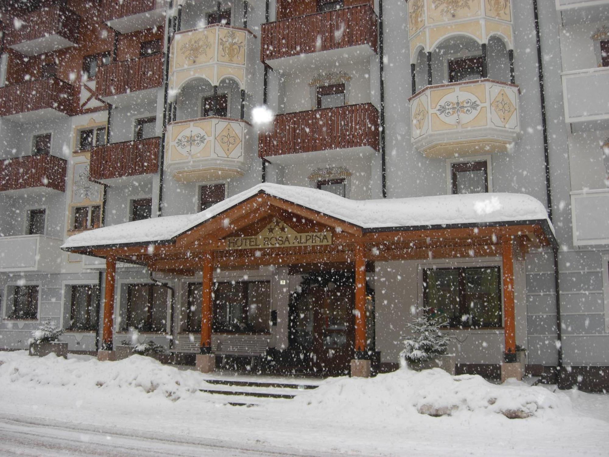 Hotel Rosa Alpina Andalo Esterno foto