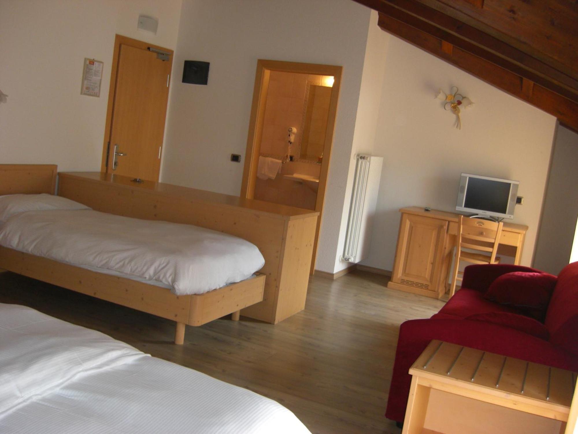 Hotel Rosa Alpina Andalo Esterno foto