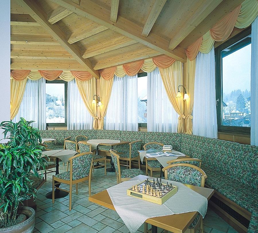 Hotel Rosa Alpina Andalo Esterno foto